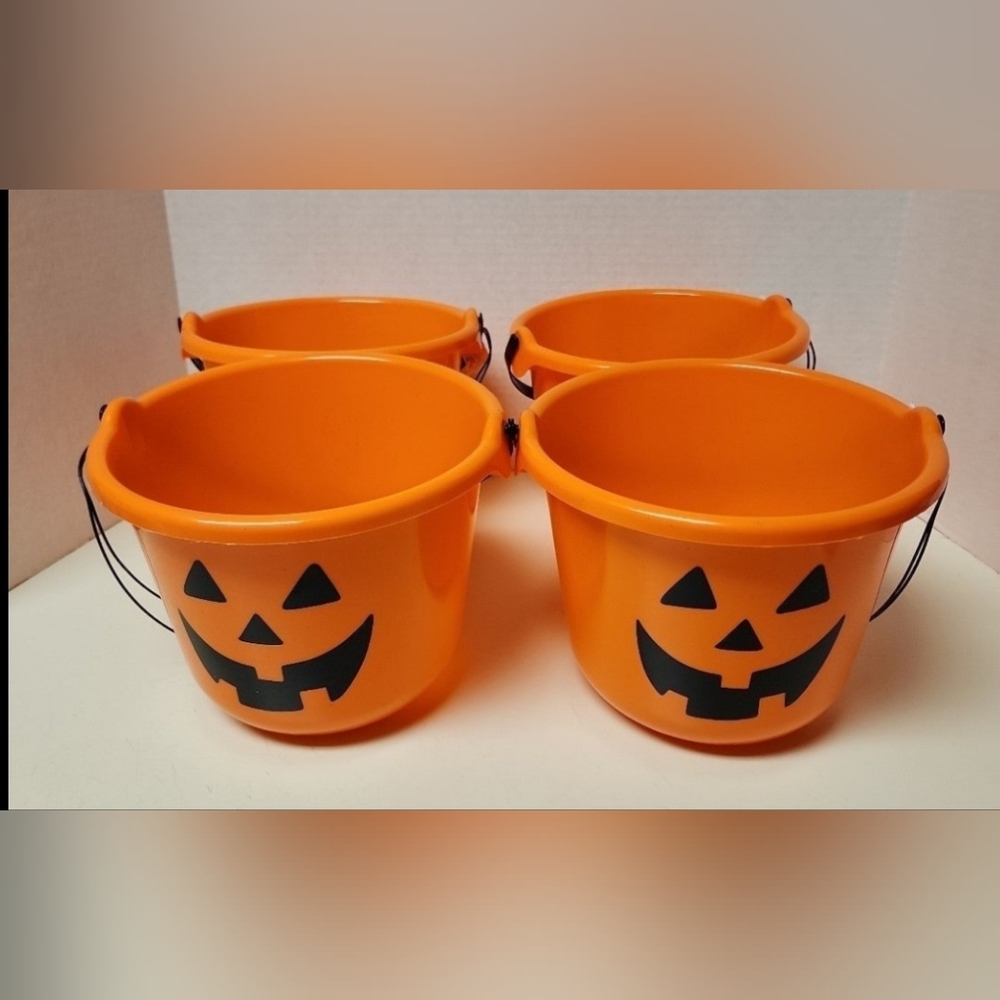 Halloween Bundle of 4 Halloween Jack-O'Lantern Projector Treat Buckets